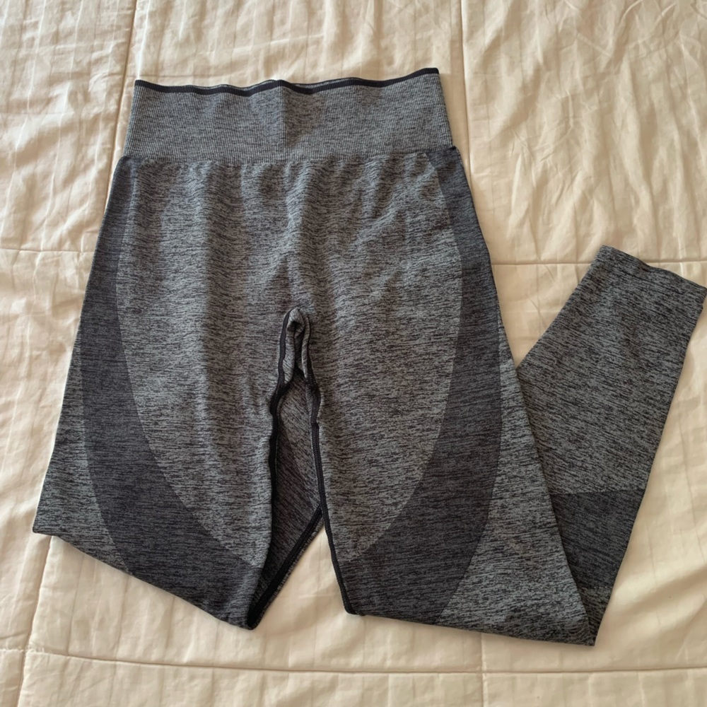 Victoria Secret Pink Athletic Leggings